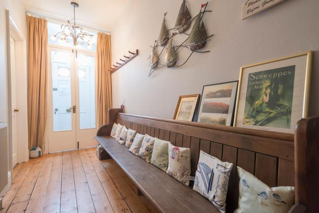 Large Character Home, Hot Tub, Beach 5 Min Walk Gorleston-on-Sea 外观 照片